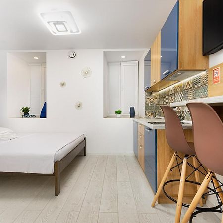 Apart Hotel Lyon D'Opera Odessa Eksteriør billede