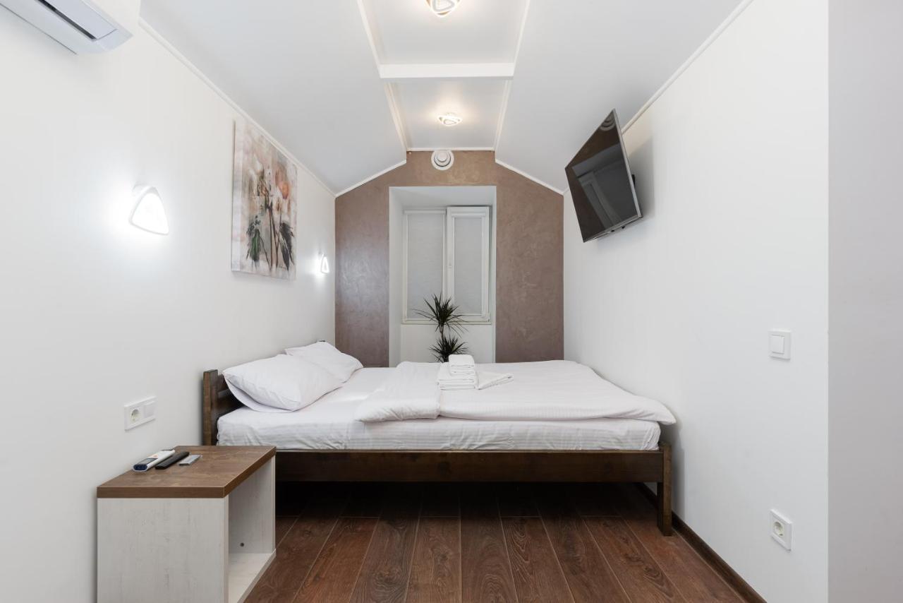Apart Hotel Lyon D'Opera Odessa Eksteriør billede